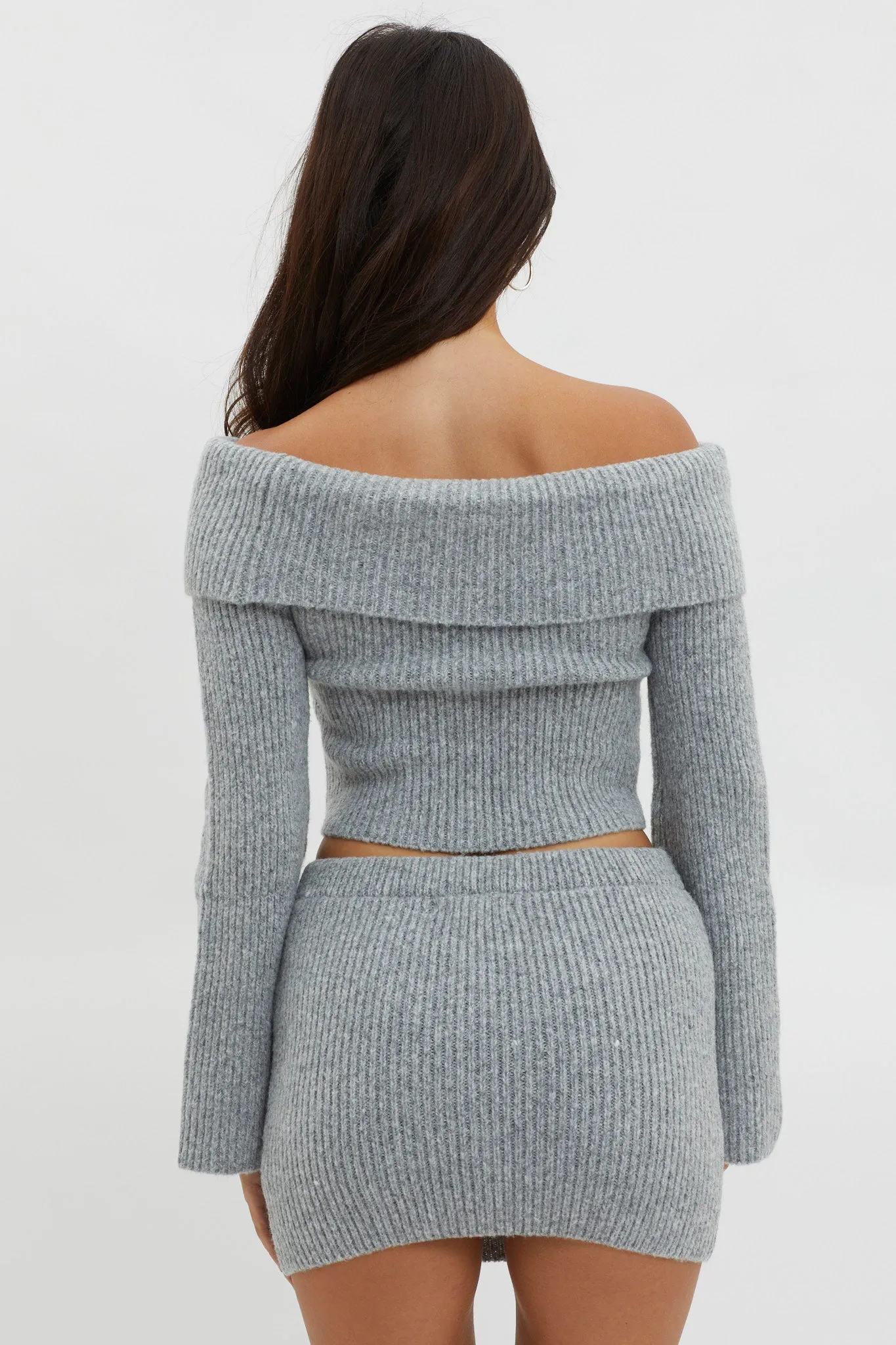 Early Snow Off-Shoulder Knit Top Grey