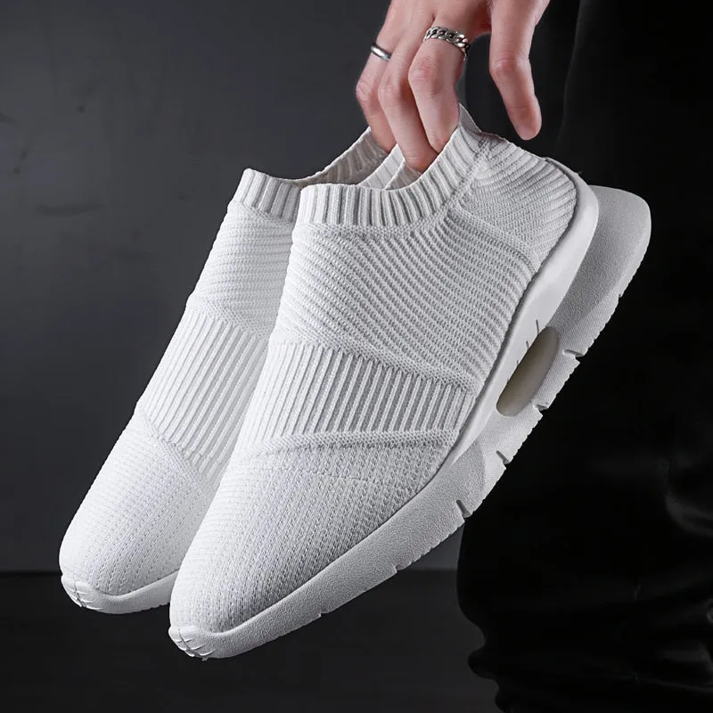 Hnzxzm 2022 New Fashion Men's Casual Shoes Summer Cool Super Light Mesh Sneakers Sport Shoes for Men Plug Size 46