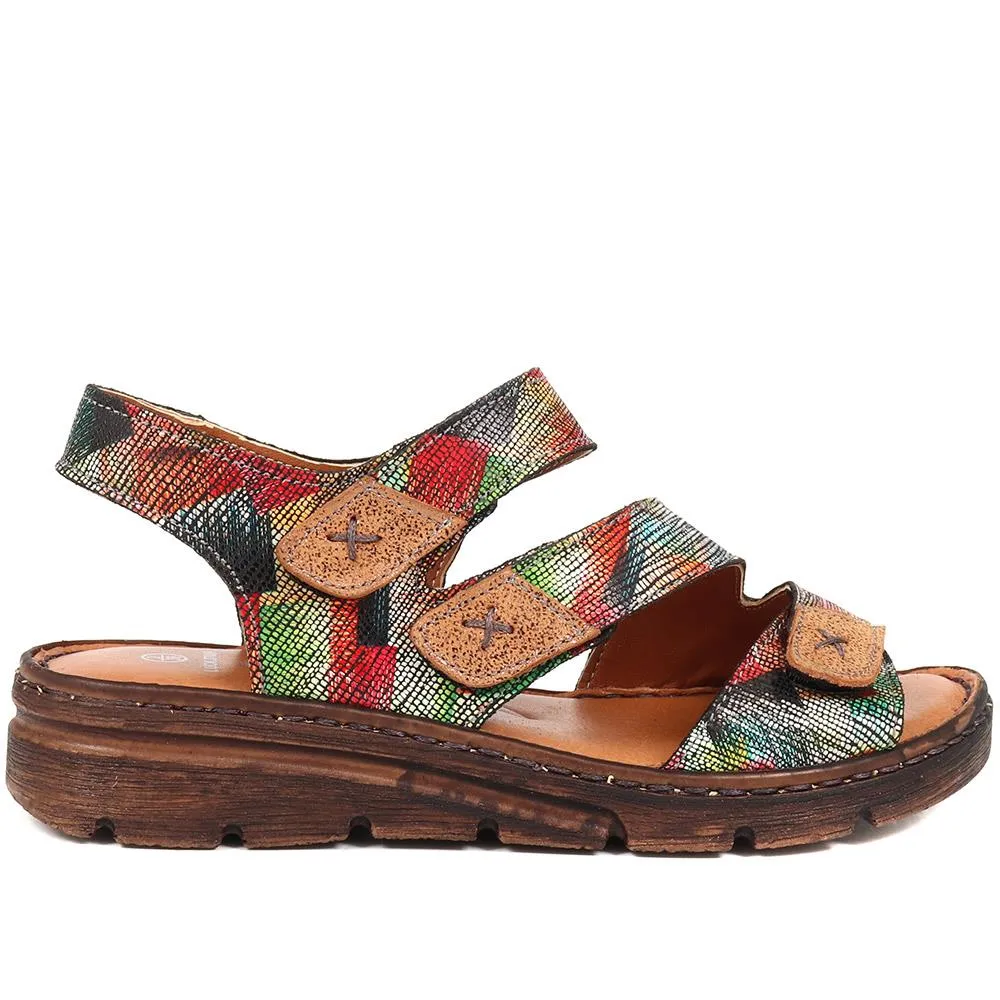 Leather Touch Fasten Sandals - LUCK37005 / 323 988