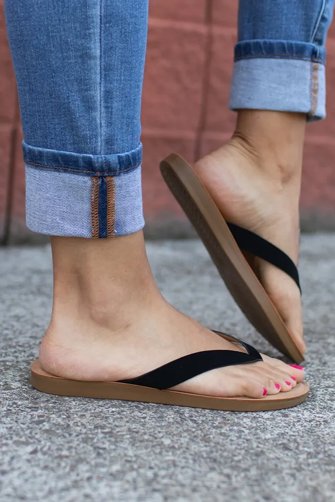 Soda Black Ella Flip Flop Sandals (5.5-10)